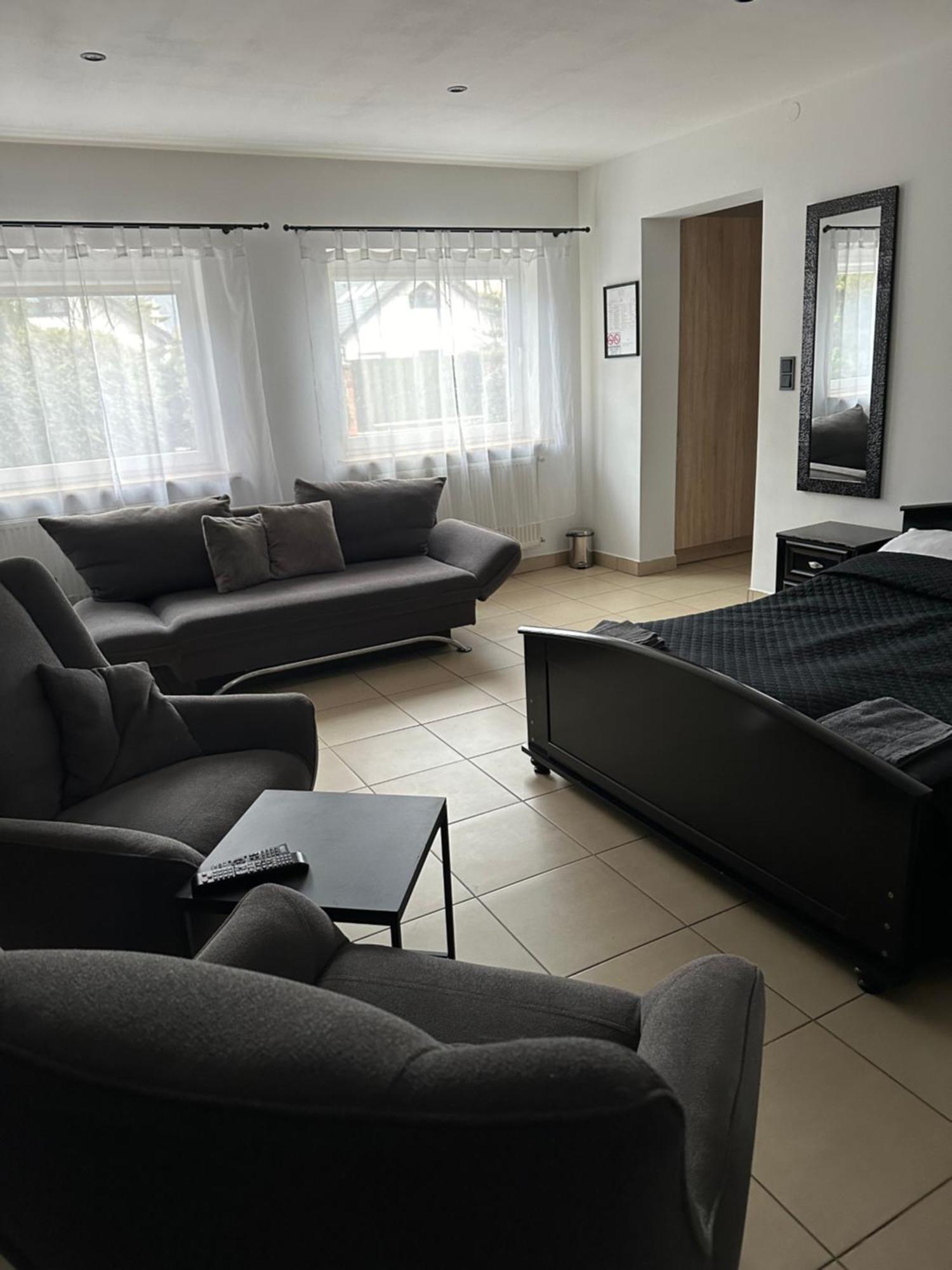 Topolowa Zgierz Bagian luar foto