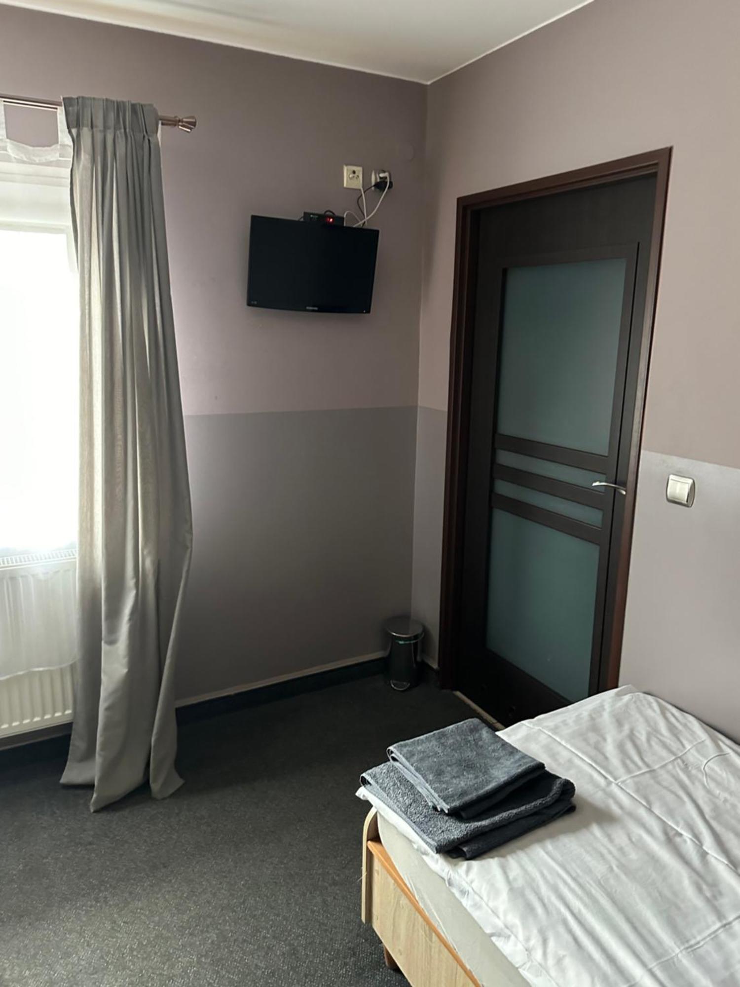 Topolowa Zgierz Bagian luar foto