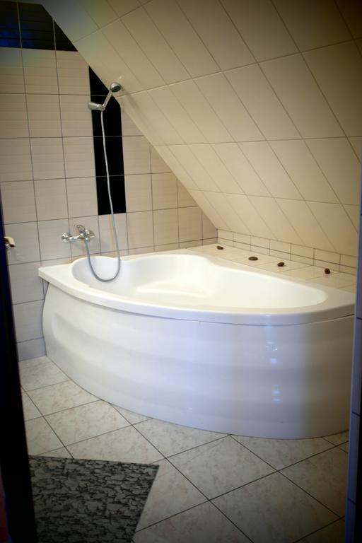 Topolowa Zgierz Bagian luar foto